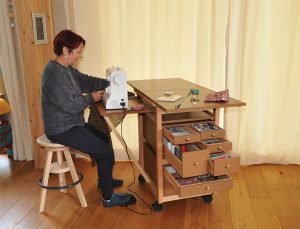 Small sewing workshop furniture cutting table sewing equipment